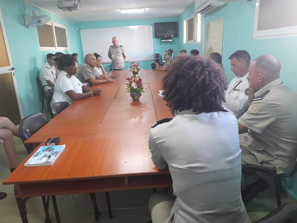 Se realiza en la #AduanaCiegodeAvila matutino especial recordando las acciones del 16 de abril la invasión por Playa Girón. 
#AbrilDeVictorias #CubaViveEnSuHistoria