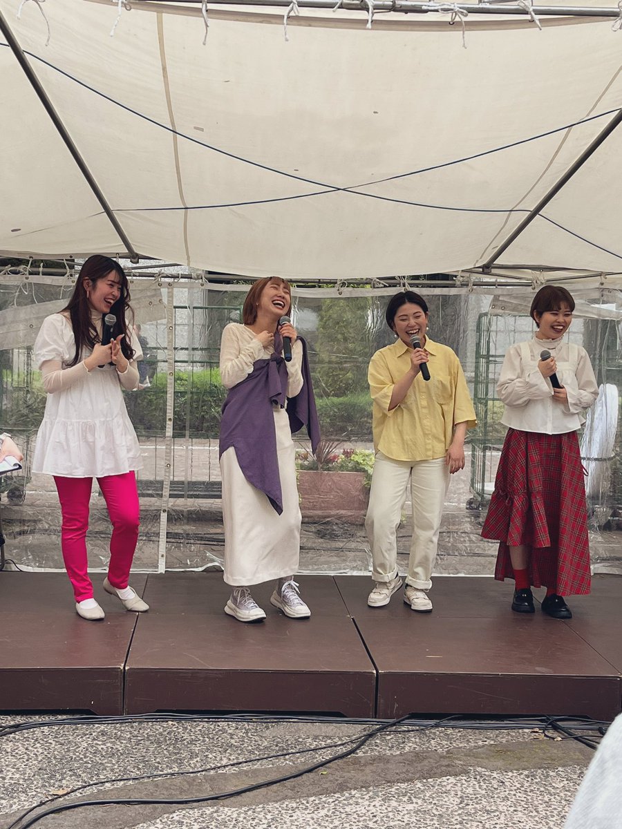 gogotwisters's tweet photo. 汐留ビアフェスタ、無事終えました🍺🌸

このイベントをもちまして、Twistersお休み期間に入らせていただきます！

応援してくださった皆様、本当にありがとうございました🩷💛❤️💜
また集まって歌って踊れる日まで、それぞれ精進致します！
待っててください！

メンバーからのひとこと、よんでね☟ https://t.co/tb9WUdXfcc