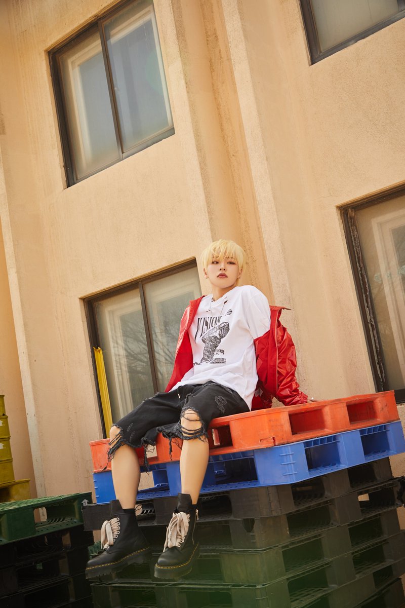 [MUJIN👑]

The KingDom 8TH MINI ALBUM '𝑹𝑬𝑨𝑳𝑰𝒁𝑬' 

INDIVIDUAL CONCEPT PHOTO  
(Freedom ver.)

#TheKingDom #더킹덤
#TKD #REALIZE
#MUJIN #무진
