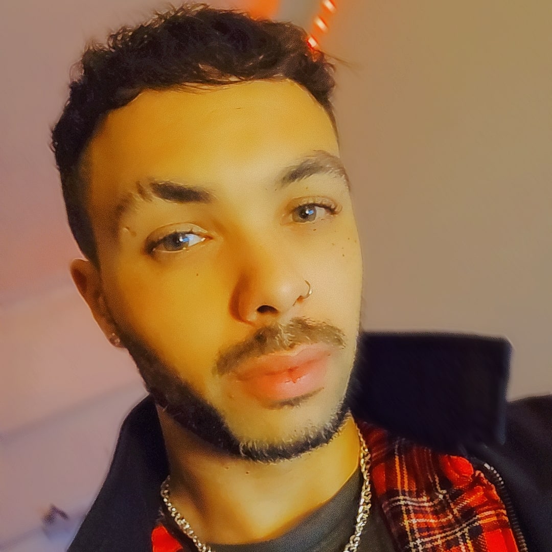 Marleyanthony_'s tweet photo. My brain has too many tabs open https://t.co/PboFU2ZFZ7