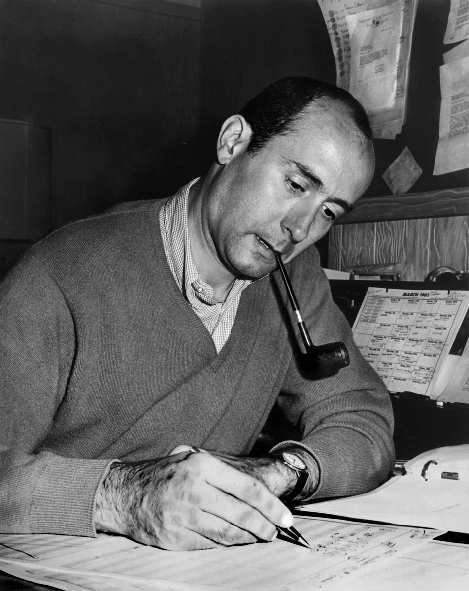 Today would have been the 100th birthday of the legendary composer #HenryMancini. 🧵