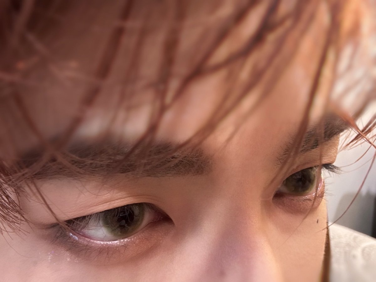 haobinsplanet's tweet photo. the way you can tell hao really loved the lenses he picked out for himself this day... so pretty 🥹 https://t.co/G7CnxsuBXa