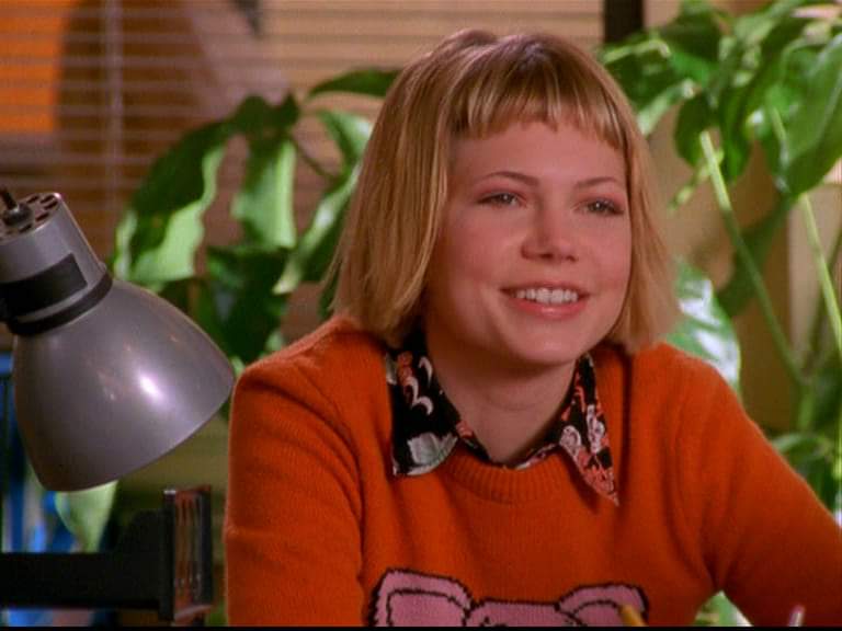 Happy #Tuesday Creek Talkers! 😁 

💥Click our 🔗 to DOWNLOAD our latest recap S6-Ep13 'ROCK BOTTOM' 🚗 🎥 🍲  OUT NOW! 

#dawsonscreek #michellewilliams #jenlindley #the90s #90stv #nostalgia #creektalkpodcast