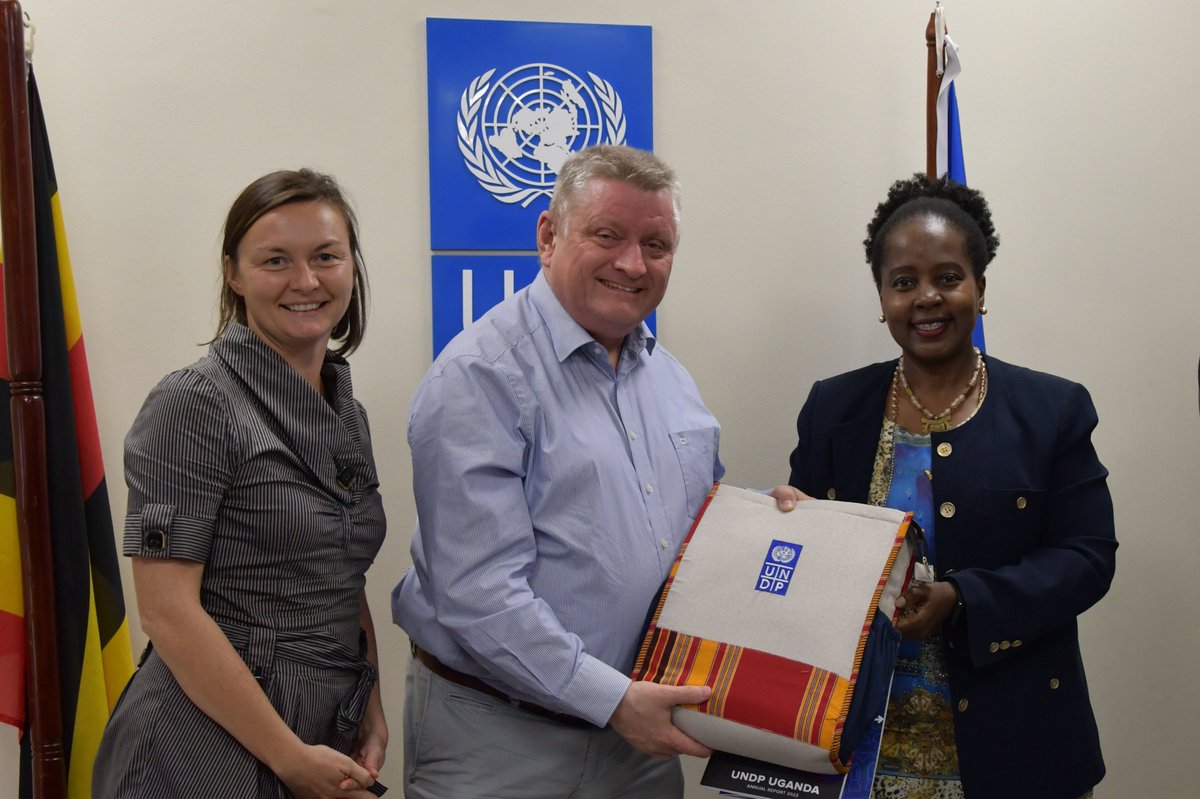 UNDPUganda's tweet image. The @UNDPUganda team had the pleasure of hosting Hon. Hermann Gröhe and the @KasUganda team to strengthen development cooperation with our #PartnersAtCore from Germany🇩🇪 and showcase the transformational impact that @UNDP and partner development solutions are having in Uganda🇺🇬