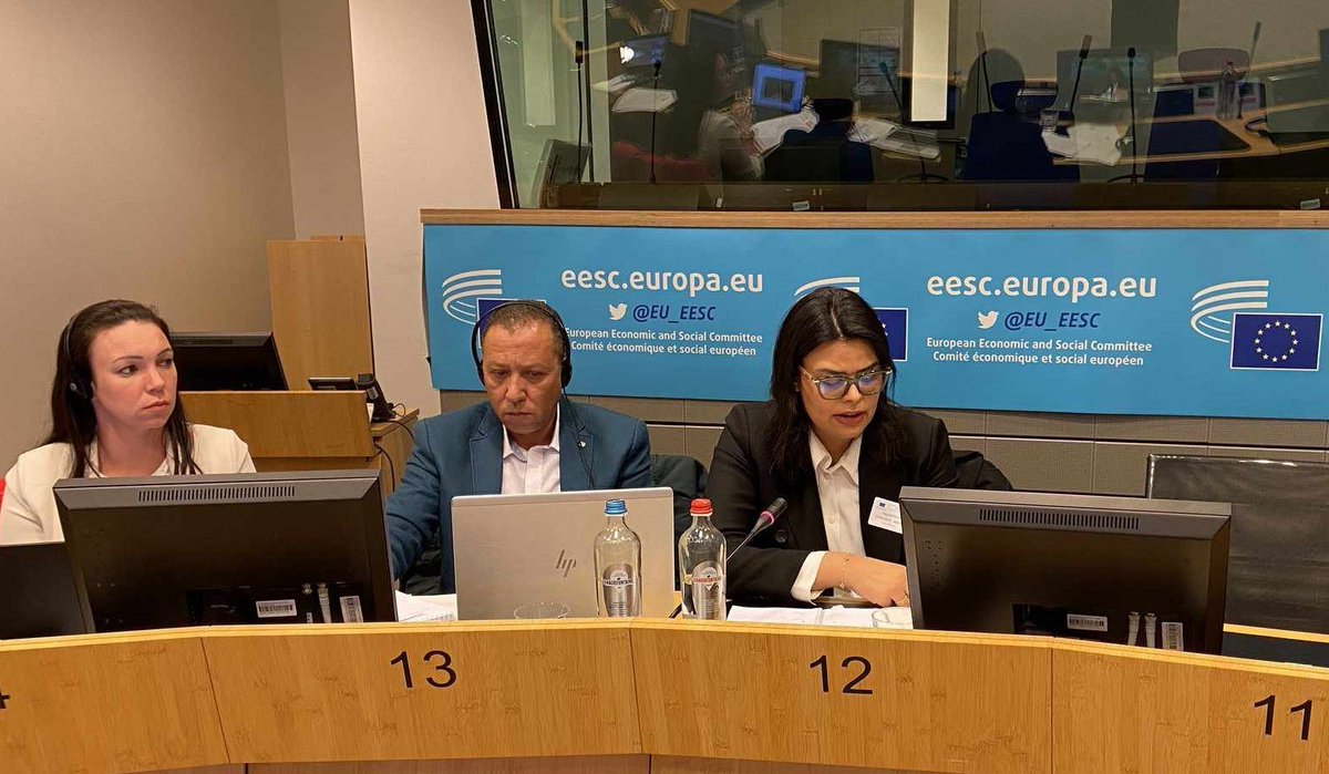 SOLiDialogue's tweet photo. 🇧🇪#بلجيكا -15 افريل
شارك ممثلون عن مشروع #سوليد في جلسة عمل حول سبل تعزيز مشاركة الشباب الاورومتوسطي في مسار #الحوار_الاجتماعي بتنظيم @EU_EESC. كان هذا اللقاء فرصة لتقديم المشروع كبادرة لمأسسة الحوار في دول جنوب المتوسط والتطرق إلى الخطط التي وجب العمل عليها  لارساء ثقافة الحوار. https://t.co/rgwpRwlb8c