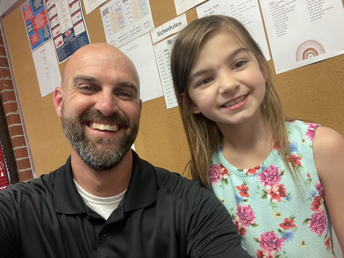 This young lady had an awesome week last week and her teacher wanted to brag her up. She earned herself a #PositiveOfficeReferral!! #CliftonClydePride