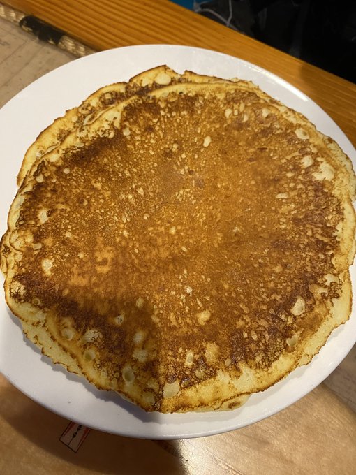 Breakfast of champions https://t.co/co3lBywPSP