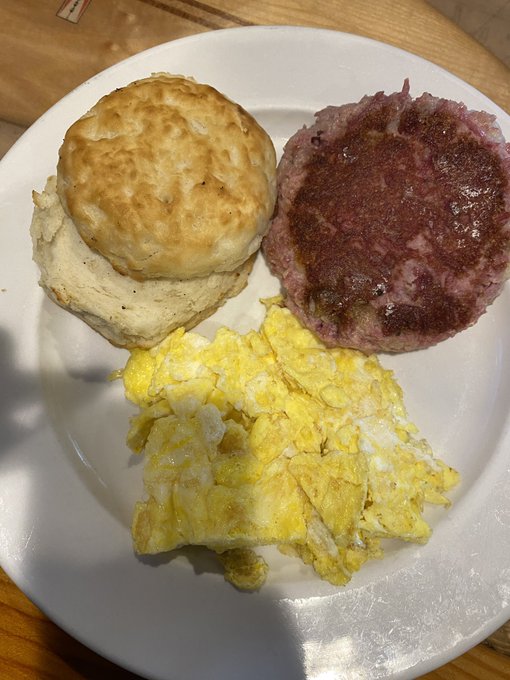 Breakfast of champions https://t.co/co3lBywPSP<a href="/tag/mvsales"class="tags"><span>#mvsales</span></a>