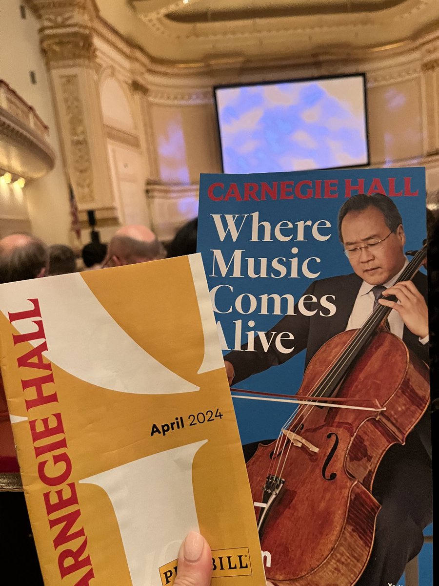 arda_ph's tweet photo. @EYnews was thrilled to sponsor a special evening at #CarnegieHall featuring the legendary #YoYoMa and talented pianist Kathryn Stott! Special thanks to Sir Clive Gillinson for his reflections on Yo-Yo Ma's work and significance to our guests for this unforgettable experience. https://t.co/uNaBgpfkce