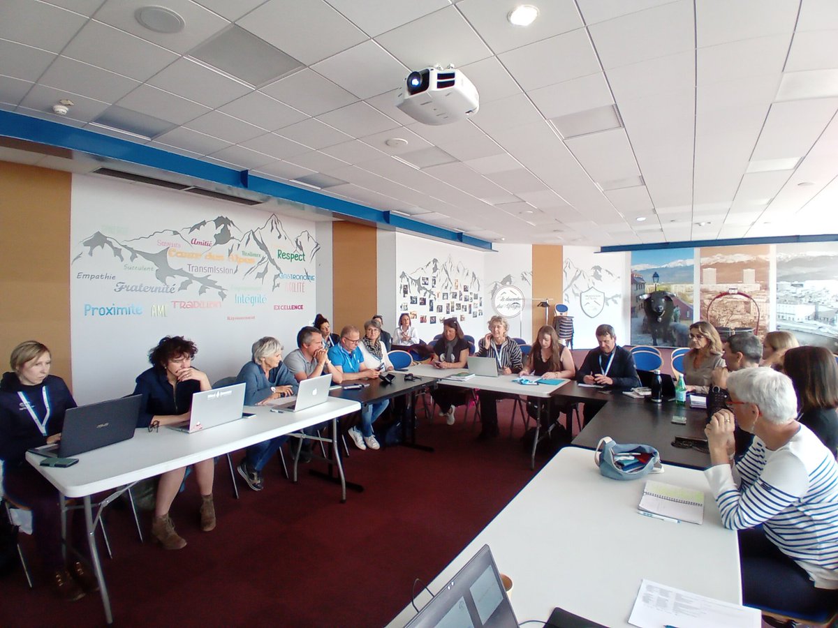 ANMSM (@anmsm) on Twitter photo Réunion de la commission #FamillePlus montagne présidée par <a href="/VerneySophie/">Sophie Verney</a> pour examiner les audits d'entrée et de renouvellement de cet hiver, faire un point sur le programme d'accompagnement et le nouveau plan de communication de <a href="/FranceMontagnes/">francemontagnes</a> pour le label
<a href="/MountainPlanet_/">Mountain-Planet</a> Réunion de la commission #FamillePlus montagne présidée par <a href="/VerneySophie/">Sophie Verney</a> pour examiner les audits d'entrée et de renouvellement de cet hiver, faire un point sur le programme d'accompagnement et le nouveau plan de communication de <a href="/FranceMontagnes/">francemontagnes</a> pour le label
<a href="/MountainPlanet_/">Mountain-Planet</a>