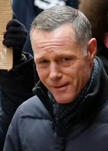 lostbabe42's tweet image. Love his facial expressions 😍😍😍

#jasonbeghe #hankvoight #chicagopd #chicagopdfamily #onechicago #handsome #sgtvoight