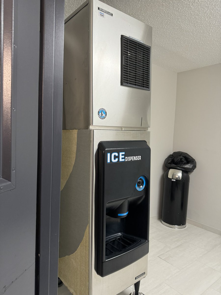 lilyisnice_eth's tweet photo. Everything in this world reminds me of this comrade🫡
#ICE #coffeemaking #coffee https://t.co/TtqZqwWrpW