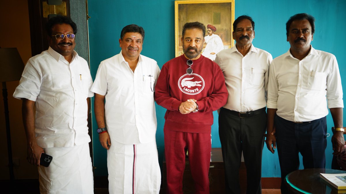 Met with Thiru. Kamal Haasan, the Founder President of Makkal Needhi Maiam, campaigning in Madurai for the I.N.D.I.A. alliance as Tamil Nadu gears up for elections on April 19th. The enthusiasm and unity within our coalition leaders reaffirm our belief in a decisive victory for…