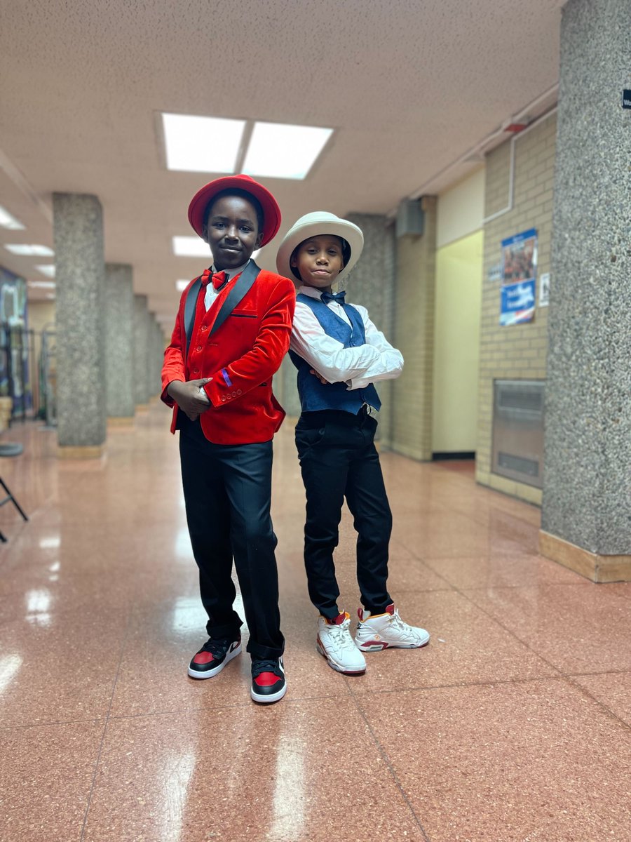harlemlink's tweet photo. Students were showing up with style at our Sneaker Ball! https://t.co/3JOzWI7lPH
