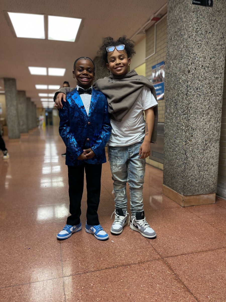 harlemlink's tweet photo. Students were showing up with style at our Sneaker Ball! https://t.co/3JOzWI7lPH