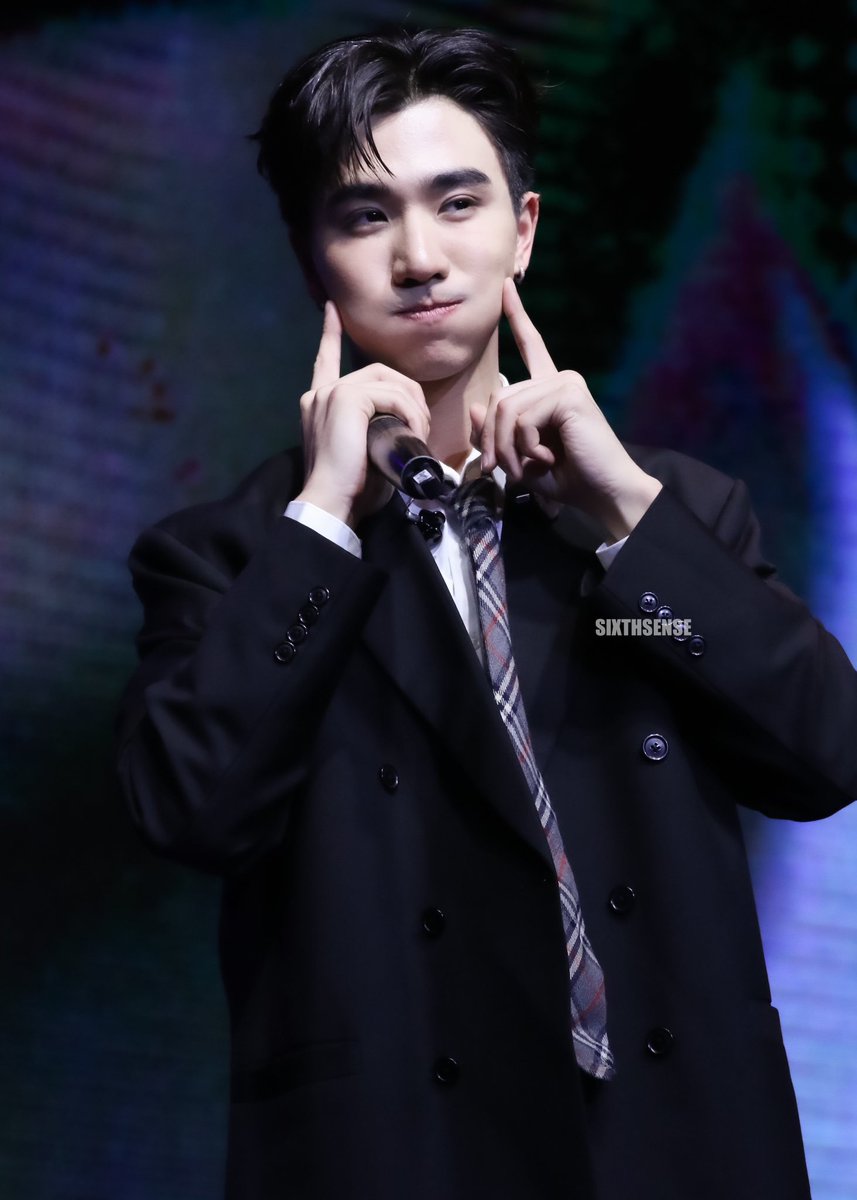 KindnessJuner's tweet photo. Be happy
Missing  u @perthppe🖤🥺
 #KDPPE  #perthppe https://t.co/os4HxTiuEt