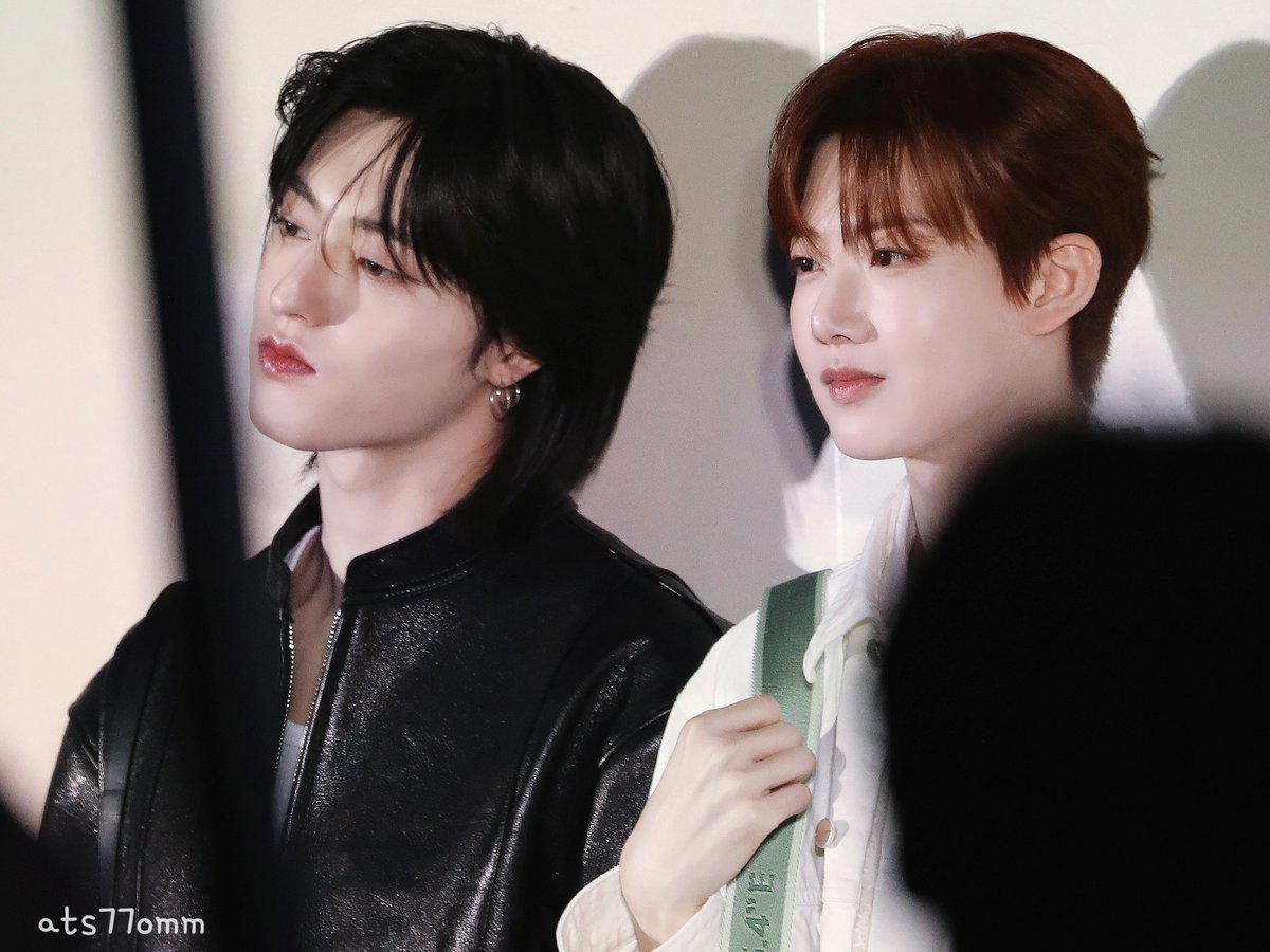 키키 tweet media
