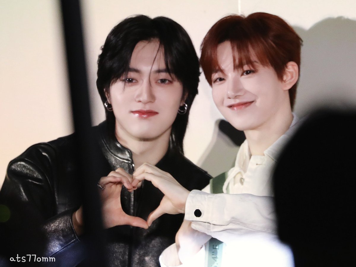 키키 tweet media
