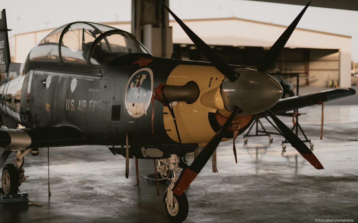 chris_gillert's tweet image. One of the Heritage T-6s sitting under cover at Laughlin. #t6texan #laughlinafb #delrio #canon #canonphotography #canonr5 #canonofficial #av #avgeek #avgeeks #avgeeksassemble #aviation #aviationdaily #aviationlovers #aviationphotography