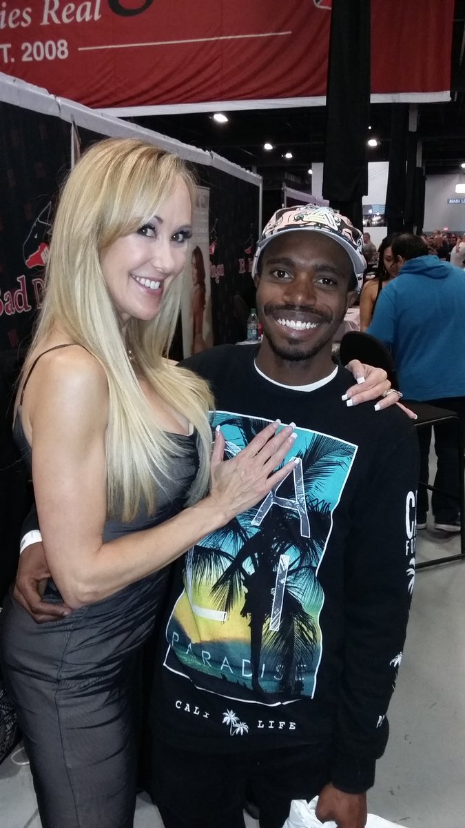 Ya gotta love @brandi_love #throwback @EXXXOTICA