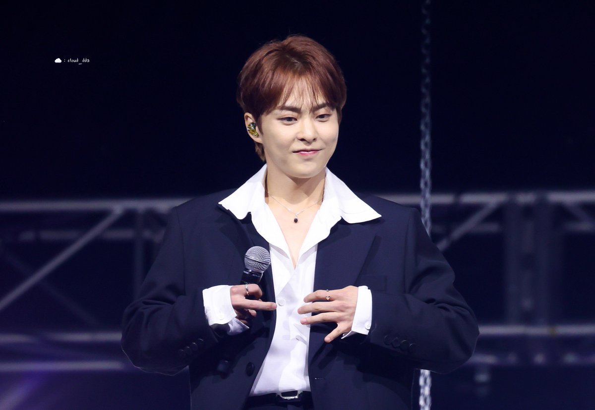 cloud_dda's tweet photo. 240414 EXO FAN MEETING : ONE 시우민

아기 맞음

#시우민 #김민석 #XIUMIN #엑소 #EXO https://t.co/mBXR3BeKtF