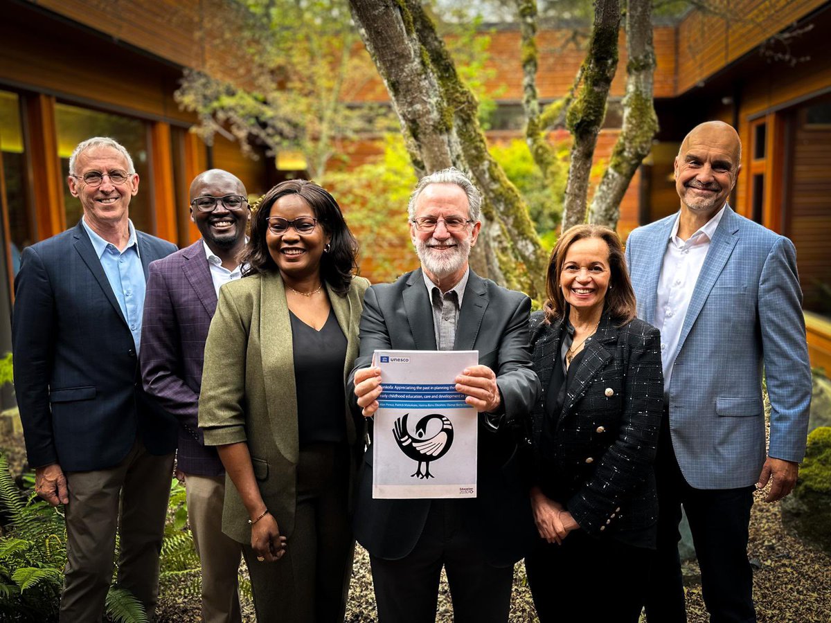 PatrickMakokoro's tweet image. Successful Canadian SANKOFA Book launch @uvic! Great remarks from @PresidentUVic,  @UNESCO Global ECCE Specialist Rokhaya Diawara and @ECDAction  Executive Director @lule_elizabeth Thanks to colleagues from @CFGS_UVic @uvic_cyc 
#Sankofa
#Rememberingthepast
#Planningforthefuture
