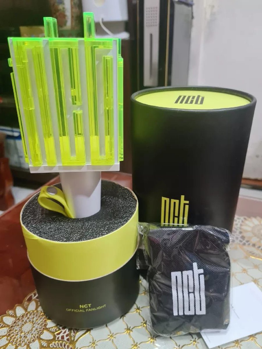 nimeacj's tweet image. SCAMMER PENIPU LIGHTSTICK NCT
1530729533 An NOVRIYANTI R
+62 895-3290-12589 tp kyknya delete wa soalnya di chat org" ga bisa