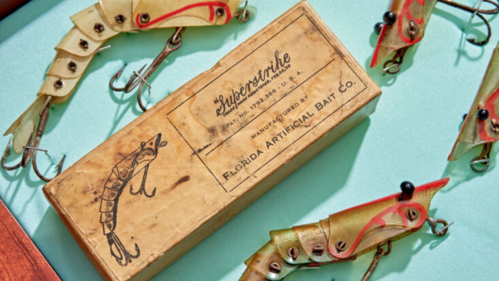 Garden & Gun on X: Florida native Wayne Edens owns the South's finest array  of antique fishing lures. Take a look inside his colorful collection:    / X