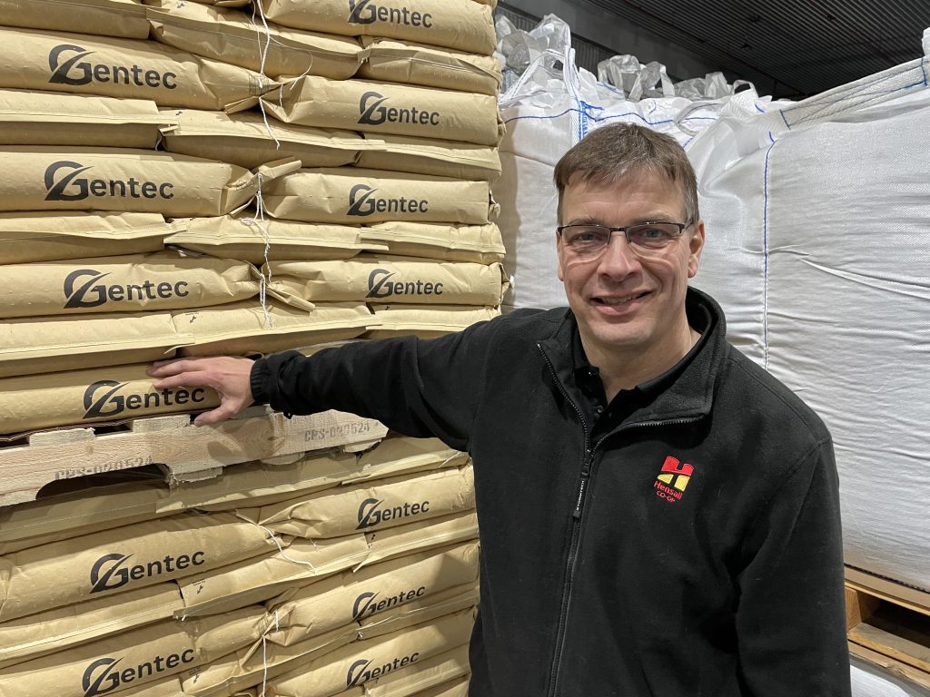 realagriculture's tweet photo. . @DaveLouwagie shares a checklist he uses to make sure all systems are go when conditions are right for dry beans in our latest #EdibleBean school @HDCAgronomy #cdnag #ontag #westcdnag https://t.co/0EvbETMUqn https://t.co/lKWn0NZW3s