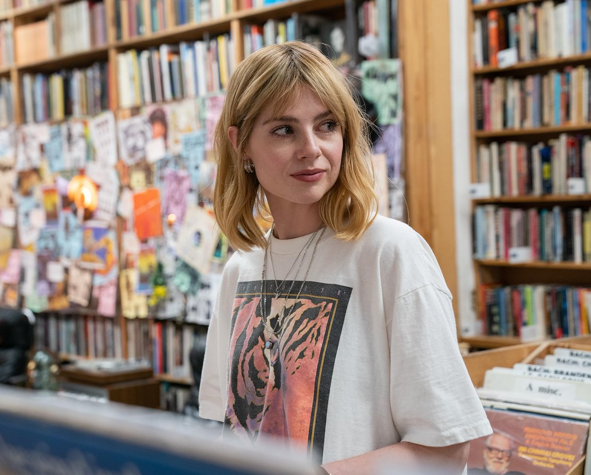 The Hulu romantic fantasy film THE GREATEST HITS starring Lucy Boynton has premiered on Hulu. Trailer, clips, featurette, images and poster here:

entertainment-factor.blogspot.com/2024/04/the-gr…

#TheGreatestHits #lucyboynton #hulu #fantasy #movies #music #nellyfurtado #justinhmin #nedbenson #streaming