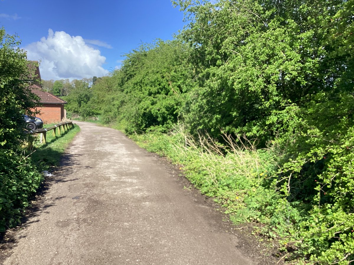 primary_meadows's tweet photo. Here are some photos from out and about on Owl Classes Fieldwork today. The children were collecting data in the form of Tallies whilst observing the local environment ready to complete their own maps and analyse their data later. https://t.co/3E1eiO2Zxk
