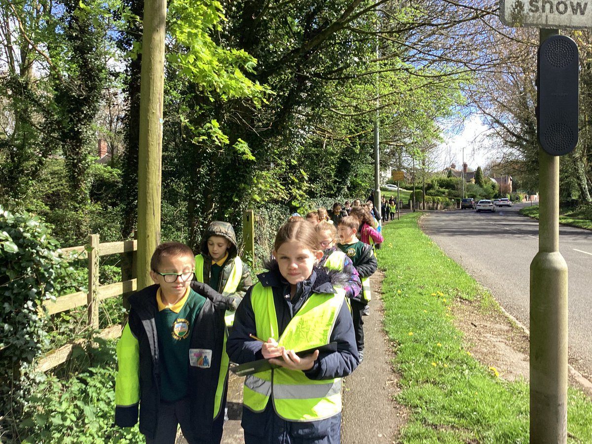 primary_meadows's tweet photo. Here are some photos from out and about on Owl Classes Fieldwork today. The children were collecting data in the form of Tallies whilst observing the local environment ready to complete their own maps and analyse their data later. https://t.co/3E1eiO2Zxk