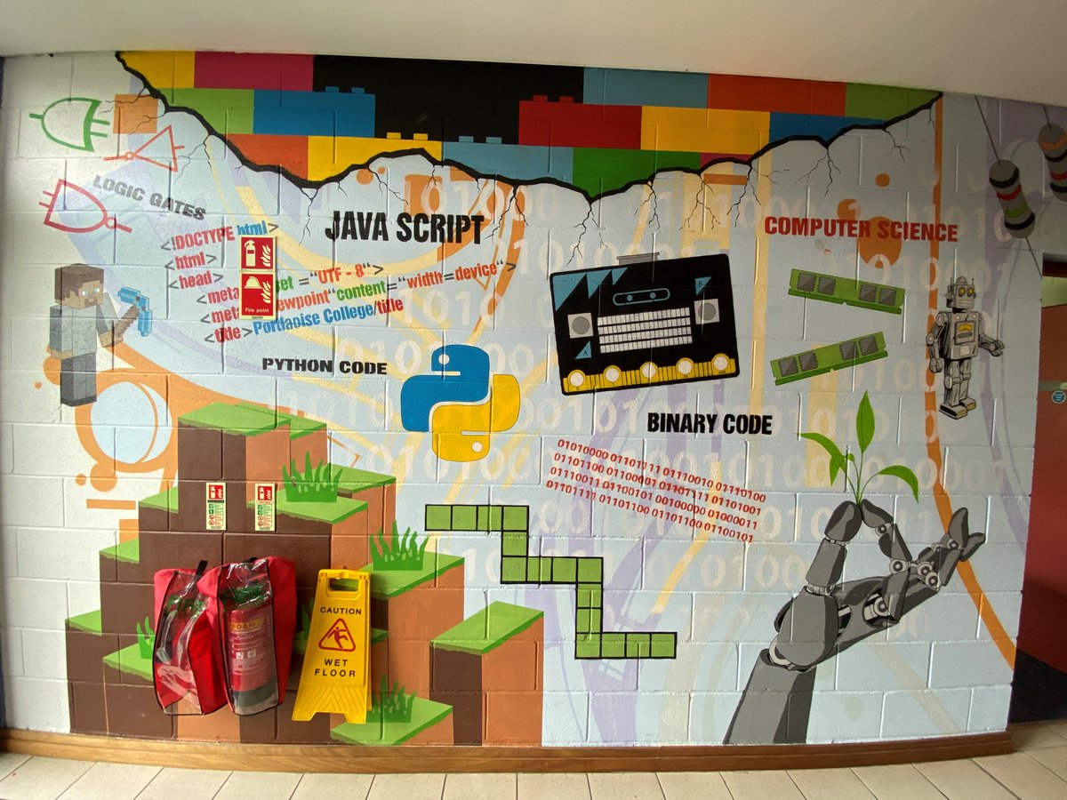Last week, during the amazing @laoisoffalyetb STEAM event at @PortlaoiseColl, I had the chance to see the school's brand new CS mural outside their computer room. Gotta love the @PlayCraftLearn and @microbit_edu representation!