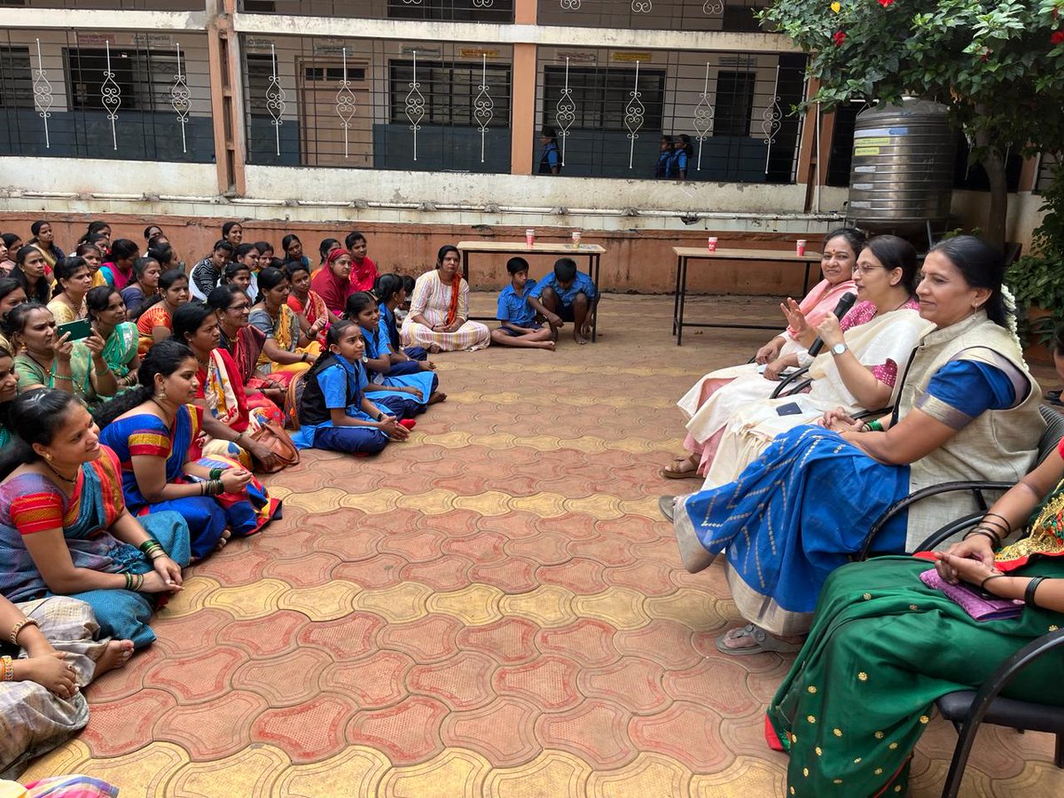 दिनांक ०३ एप्रिल २०२४ 
मतदार जनजागृती मोहिमेंतर्गत गुरुवर्य रविंद्रनाथ टागोर विद्यानिकेत शाळा क्र. २७ येथे  'स्मार्ट आई ' कार्यक्रम उत्साहात साजरा