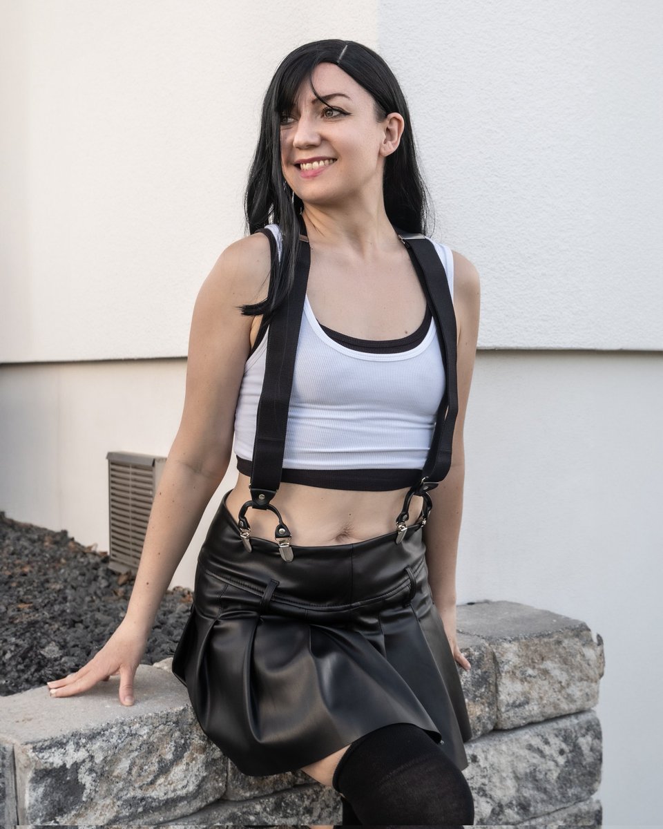 First look at my Tifa Lockhart Cosplay 🥰 still in the making, but I already love it ❤️ #TifaLockhart #finalfantasy #finalfantasy7remake #finalfantasytifa #uniquecorncosplay #cosplayart #costume #CloudStrife #squareenix #roleplaying #RPG