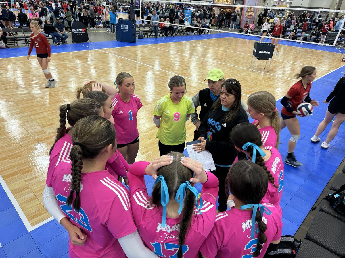 MoCoJrsVBC's tweet photo. MoCo Jrs 16 Adidas 16 Club Runners-up @lonestarclassic 🥈 with an 9-1 record! Way to go players and coaches!

#MoCoFam #MoCoWorldwide https://t.co/3dQCdkGMQR