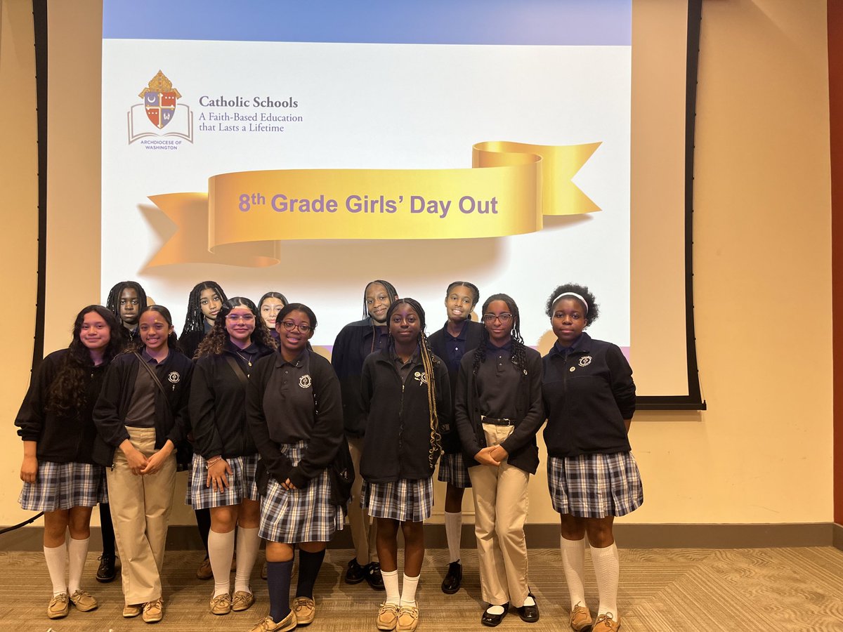 8th Grade Day Out!!! Spending the day with some awesome young ladies from St. Mary’s School 🏫 n Landover Hills. These 8th Grade ladies simply rock!  My Proud Principal moment!!!