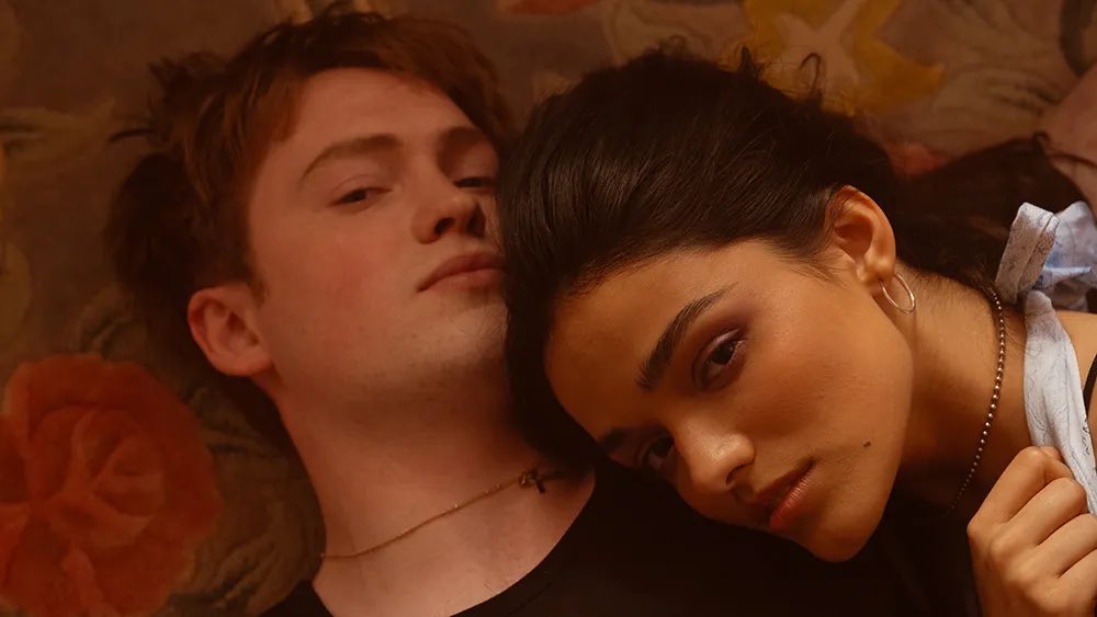 All That Dazzles tweet media