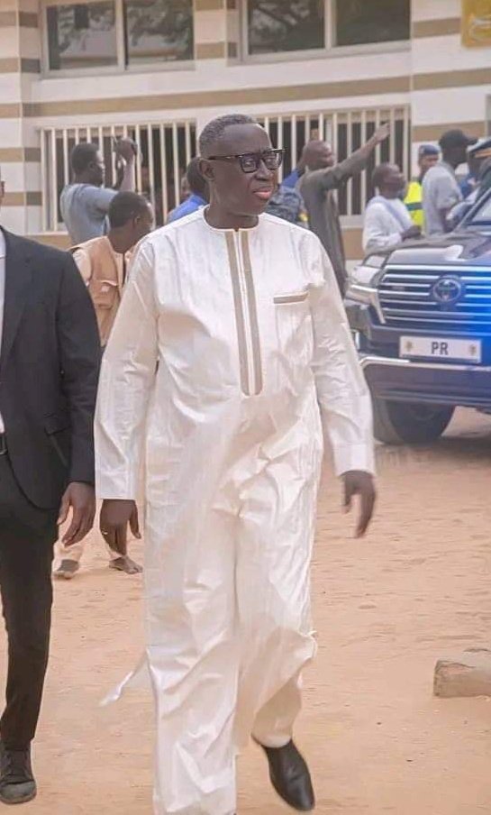 Le Ministre de l'intérieur Jean Baptiste Tine en mode tenue traditionnel 🥰♥️