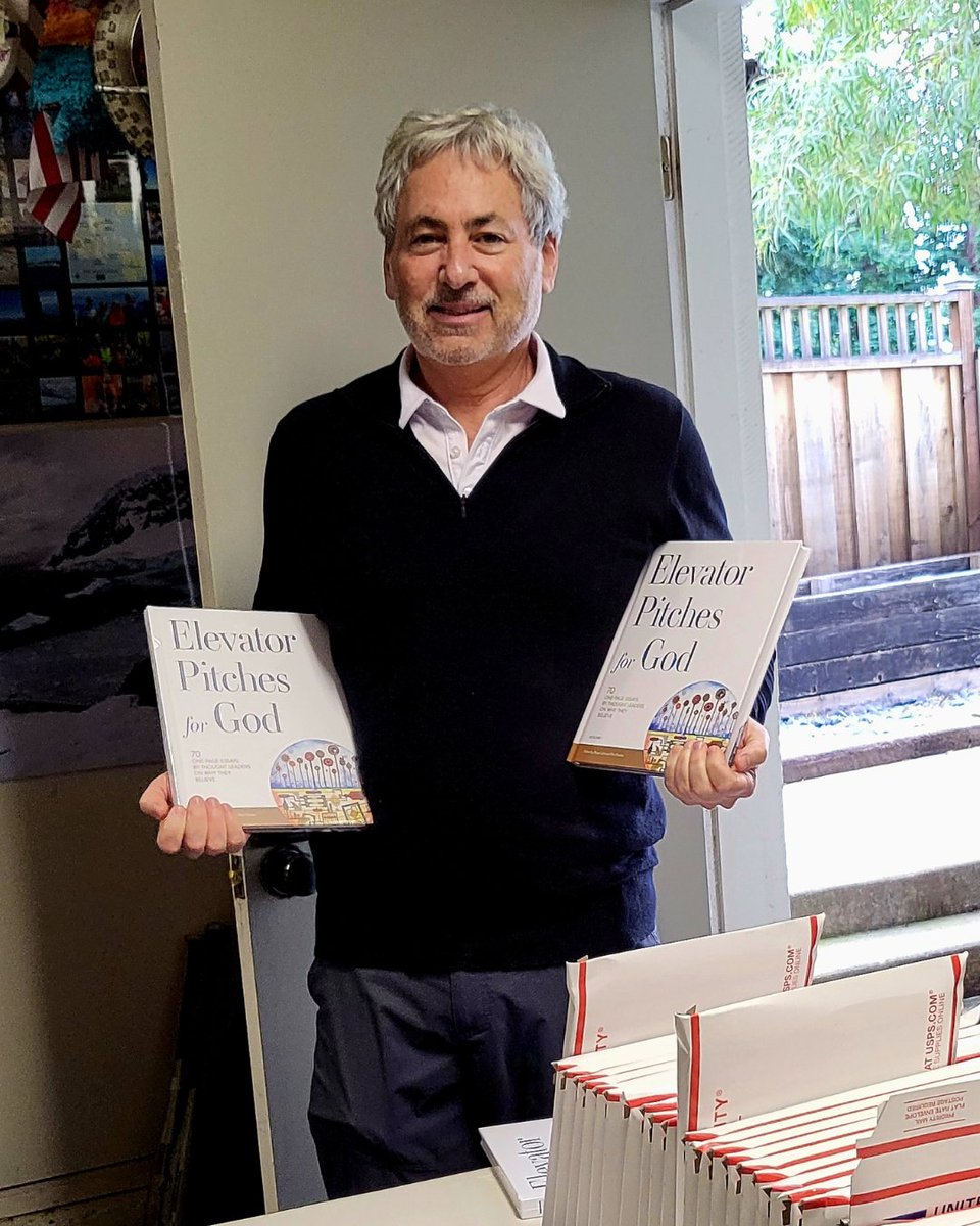 ElevatorPitch4g's tweet photo. Packaging your orders! 📦📘
If you haven't already ordered your copy, order here: https://t.co/bQAjprpMCv #ep4g #orderonlinenow #internationalbestseller https://t.co/TPNTO43VEx