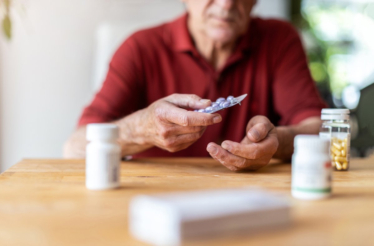 April is #Sarcoïdose Awareness Maand! 💜
Sarcoïdose is een zeldzame ziekte waarbij ontstekingen ontstaan. Wij doen onderzoek naar bijwerkingen van medicijnen voor sarcoïdose. 

Ga naar bijwerkingmonitor.nl voor meer info of om mee te doen aan het #onderzoek!

@sarcoidoseBN
