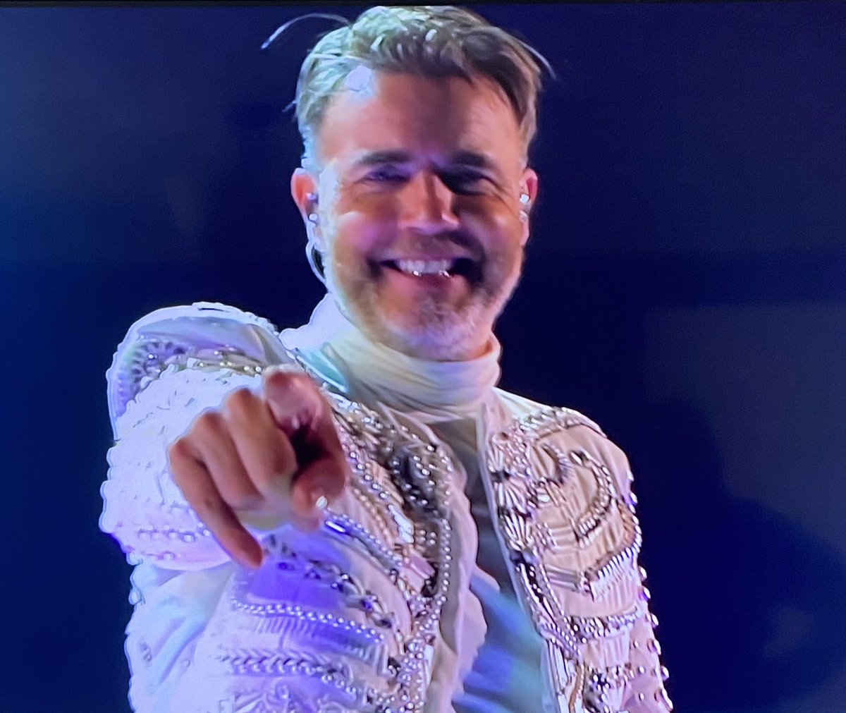 #YouandMe 
Sounding just so beautiful sung live #thislifeontour 
@takethat @GaryBarlow @OfficialMarkO #howarddonakd

#takethat #garybarlow #markowen