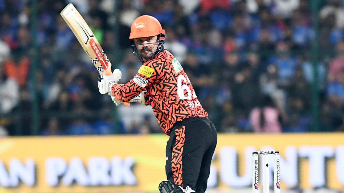 toisports's tweet photo. #IPL2024 #TravisHead #ImpactSubstitute 

Impact subs add lower order firepower as IPL smashes scoring records

READ: https://t.co/pzh6vAhgIV https://t.co/MxW5vtC2lG