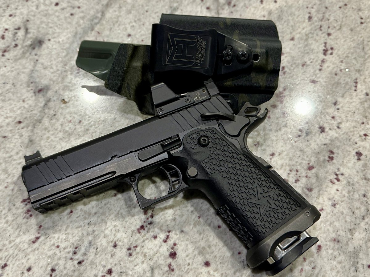 real360ts's tweet photo. Left the house today with the classic STI Tactical 4.0
Hopefully soon I can add the @LFArmory Apollo11 to the collection and put it in the rotation
#360TS #360TacticalSolutions https://t.co/1ffoA6A5Qx