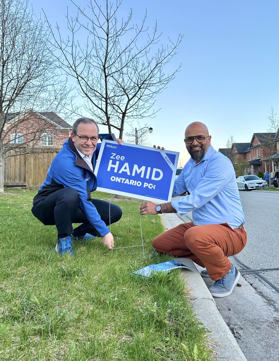 douglasdowney's tweet photo. You can feel the energy! 🙌

Yesterday, #TeamDowney had a blast with @zeeinmilton at the doors.

Zee is focused on fighting the punitive liberal carbon tax and delivering @fordnation’s plan to get transit, highway 413, and homes built in #Milton.

Let’s get it done!

☑️ #VoteZee https://t.co/qN3Xn8qcHT