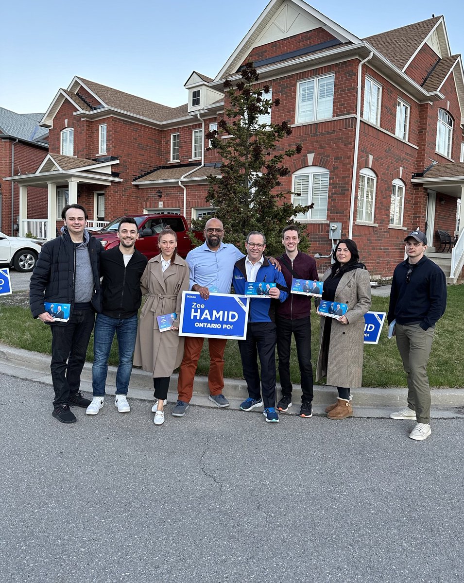 You can feel the energy! 🙌

Yesterday, #TeamDowney had a blast with <a href="/zeeinmilton/">Zee Hamid</a> at the doors.

Zee is focused on fighting the punitive liberal carbon tax and delivering <a href="/fordnation/">Doug Ford</a>’s plan to get transit, highway 413, and homes built in #Milton.

Let’s get it done!

☑️ #VoteZee