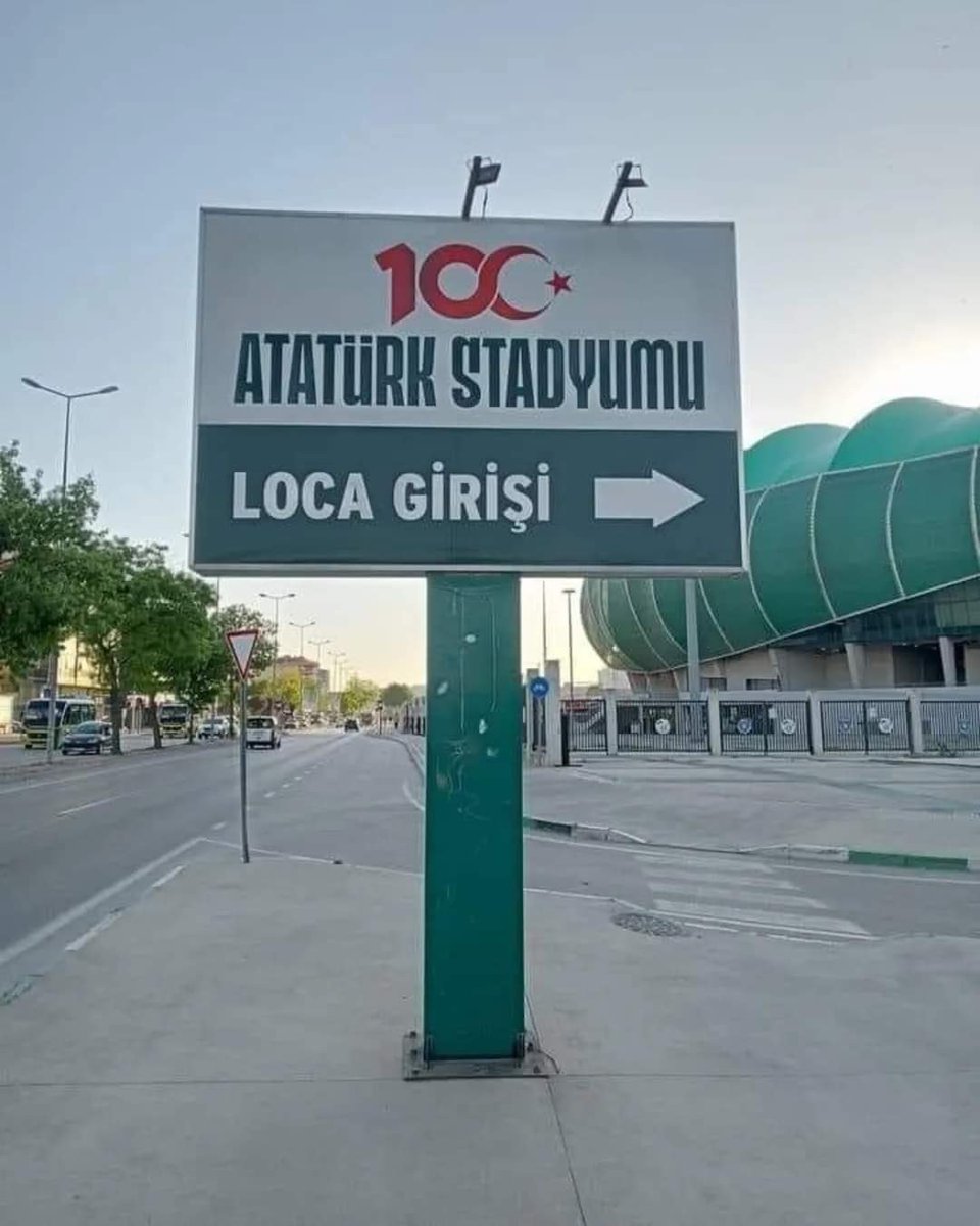 bpthaber's tweet photo. Bursa'da daha önce ismi "Timsah Arena" olarak değiştirilen stadyumun ismi yeniden "Bursa Atatürk Stadyumu" oldu. https://t.co/ddsEHPk1jH