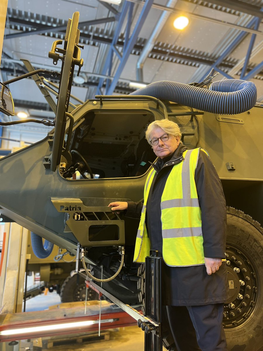 ThierryBreton's tweet photo. 2 intense days in Finland as Defence Industry Commissioner 🇫🇮🇪🇺
Focus on:
✔️Ammunition
✔️Armored vehicles
✔️System integration
Thank you Defence Minister @anttihakkanen for our important discussion.
En route now to Italy & Slovenia — no time to lose!
#DefenceTour https://t.co/60U19syY0a
