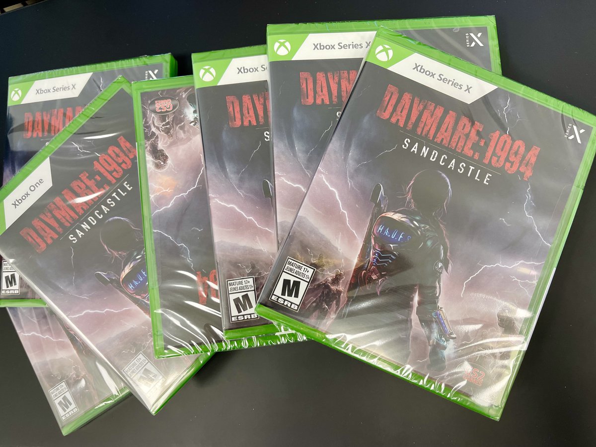 InvaderDevs's tweet photo. After its release in the US, here's another fantastic addition to our collection!

But hey, thanks to GS2 Games, we have too many copies of #daymare1994sandcastle for Xbox X/1

Ready to win some of them? Info soon here: https://t.co/pvEpAN4DLG 

#DaymareTheGame #InvaderDev #Xbox https://t.co/TY9MS31rTw