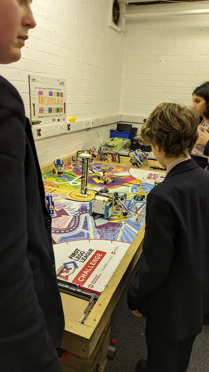 bgscompsci's tweet photo. @FLLUK Team #Incredilegos have been working hard non-stop during breaks and after school in preparation for the finals! #Masterpeice #Excited https://t.co/ZIzYs1Eak7